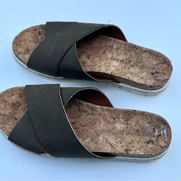 Adrienne Vittadini Women's Cork Cross Double Strap Pommery Sandals Sz 8.5 - Picture 3 of 9